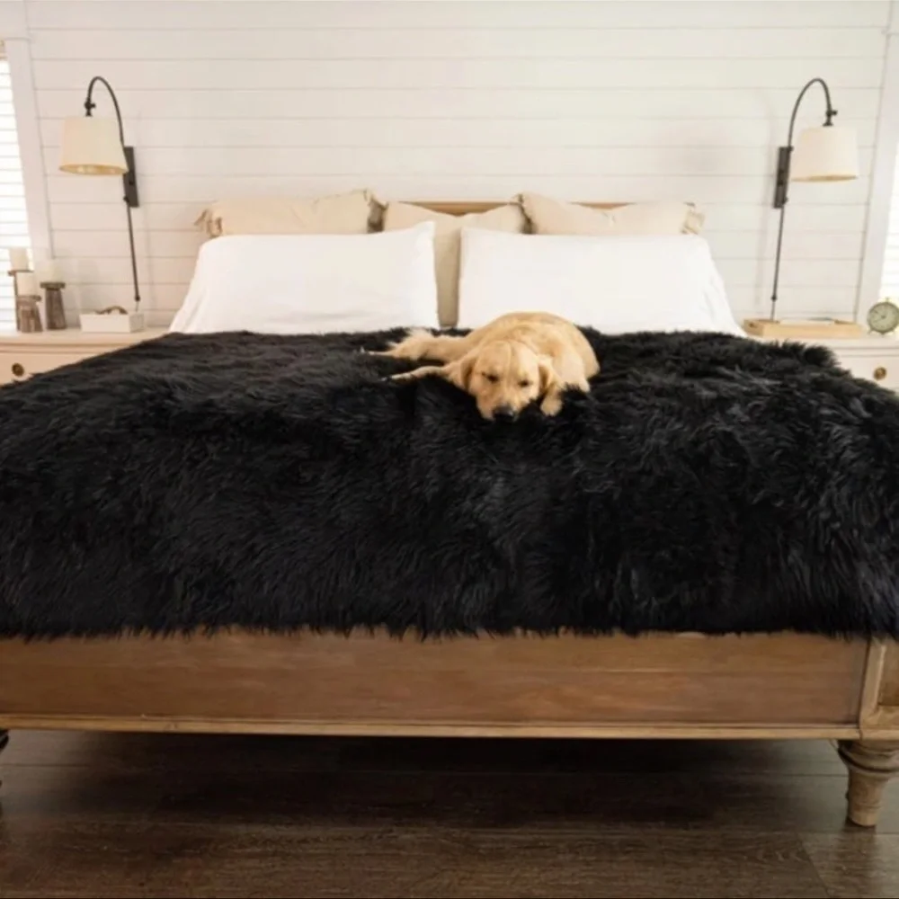 (NWT) PupProtector Waterproof Throw Blanket Midnight Black, Large (80”L X 62”W